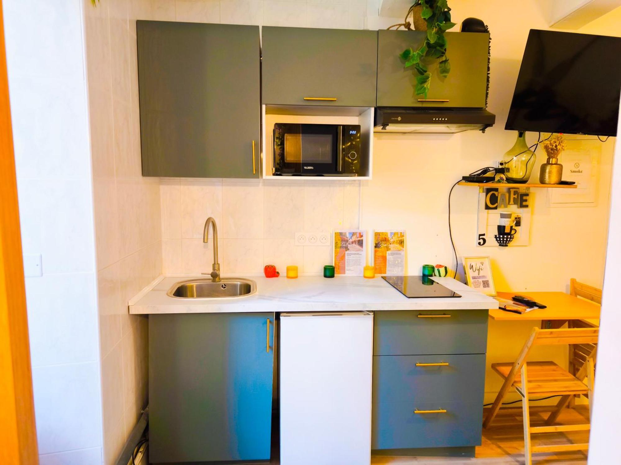 Le King & Suites Etoilees Gréoux-les-Bains Zewnętrze zdjęcie