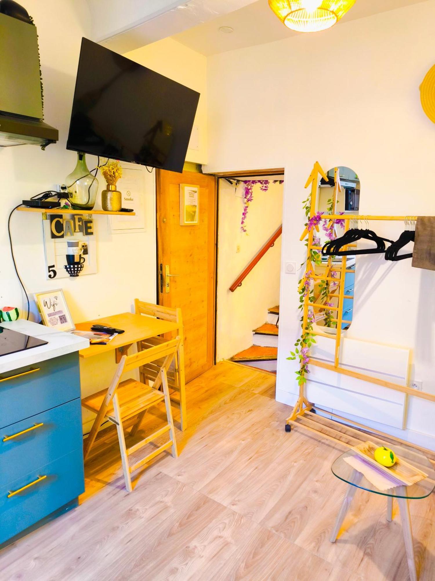 Le King & Suites Etoilees Gréoux-les-Bains Zewnętrze zdjęcie